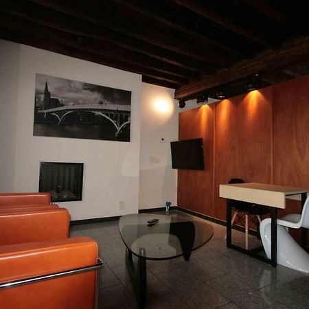 Amosa Liege City Centre Apart Regence 10 المظهر الخارجي الصورة