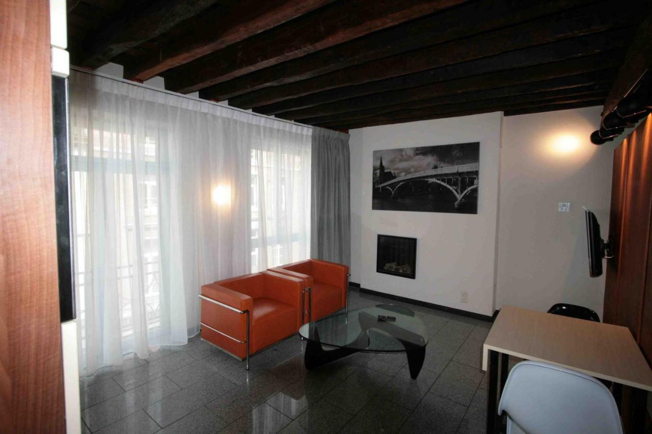 Amosa Liege City Centre Apart Regence 10 المظهر الخارجي الصورة